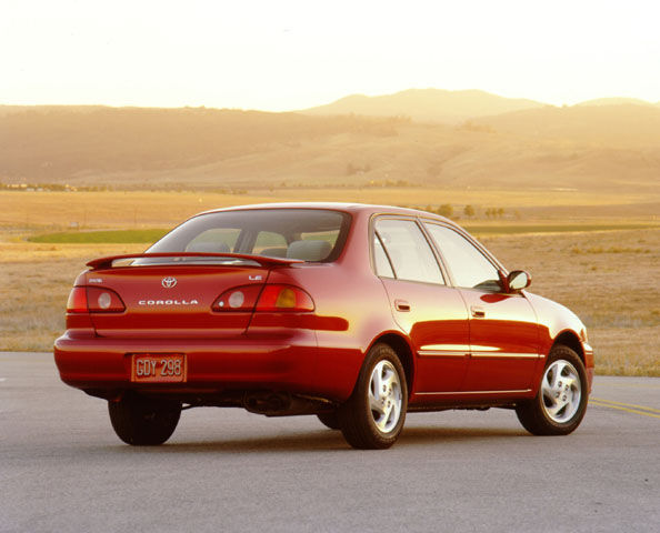 1998001_2001_Corolla_LE-2