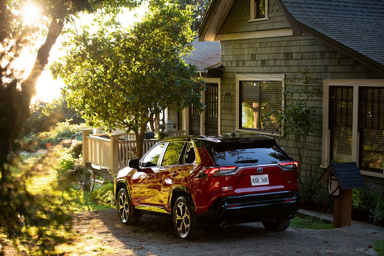 2021-RAV4-Prime-PHEV.jpg
