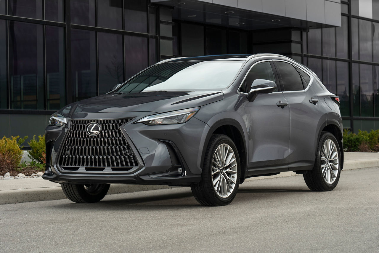 2022_Lexus_NX350h-3
