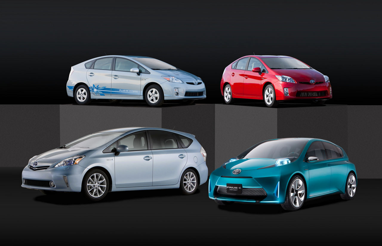 2012 Toyota Prius V 02