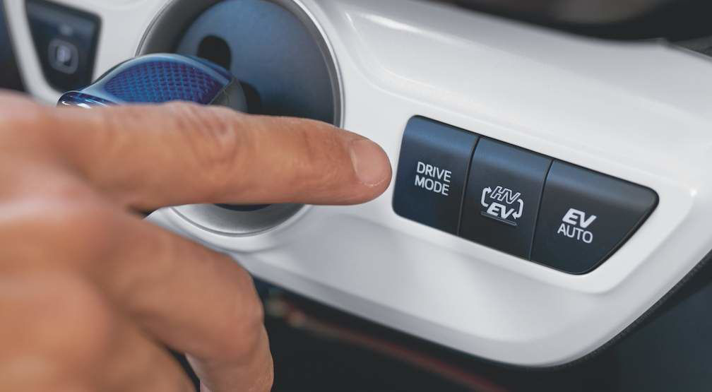 Prius-Prime-Drive-Selector.jpg