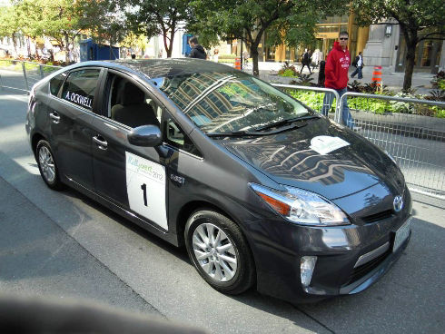 Prius PHV prv